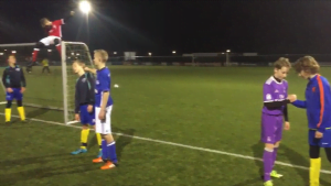 2016-11-27_583b1e45103e2_MCh2